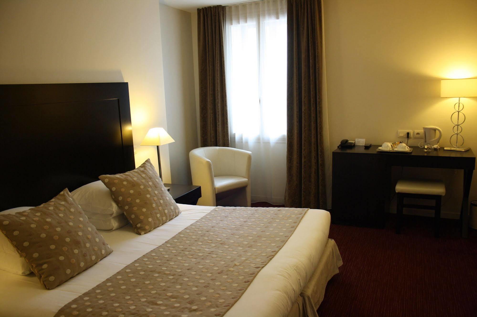Hotel Burgevin Sully-sur-Loire Ngoại thất bức ảnh